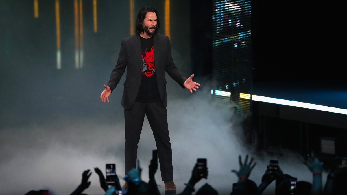 'Kontak Aku' — dunia maya Pencipta Mike tukang kolam Memberitahu Keanu Reeves Dia Memiliki Cara ke Membawa Johnny tangan perak Kembali Dari itu Mati untuk dunia maya 2